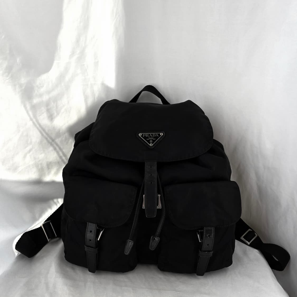 [정품 PRADA] 프라다 투포켓 나일론 빈티지백팩 라지 상품이미지1