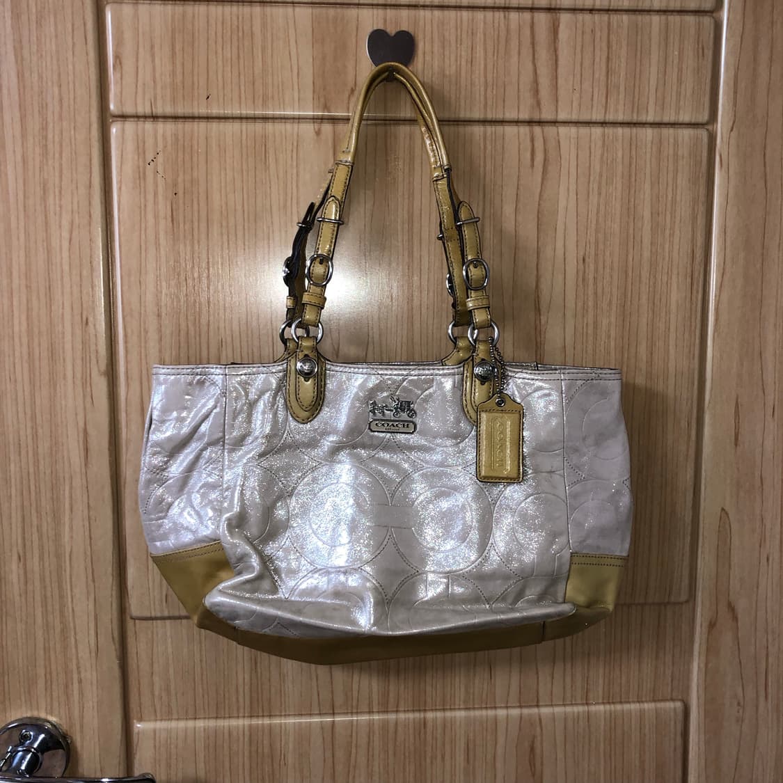 코치 골드펄 숄더백 🎇  상품이미지1