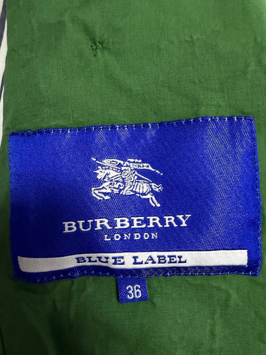 버버리 블루라벨 숏트렌치 코트 상품이미지3