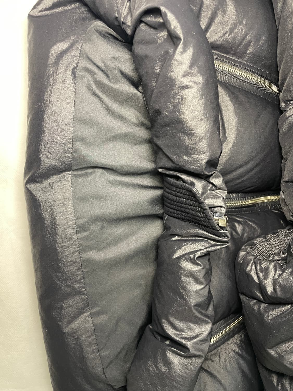 렉토 샤이닝 퀄티드 구스 다운 점퍼 패딩 23FW 상품이미지10