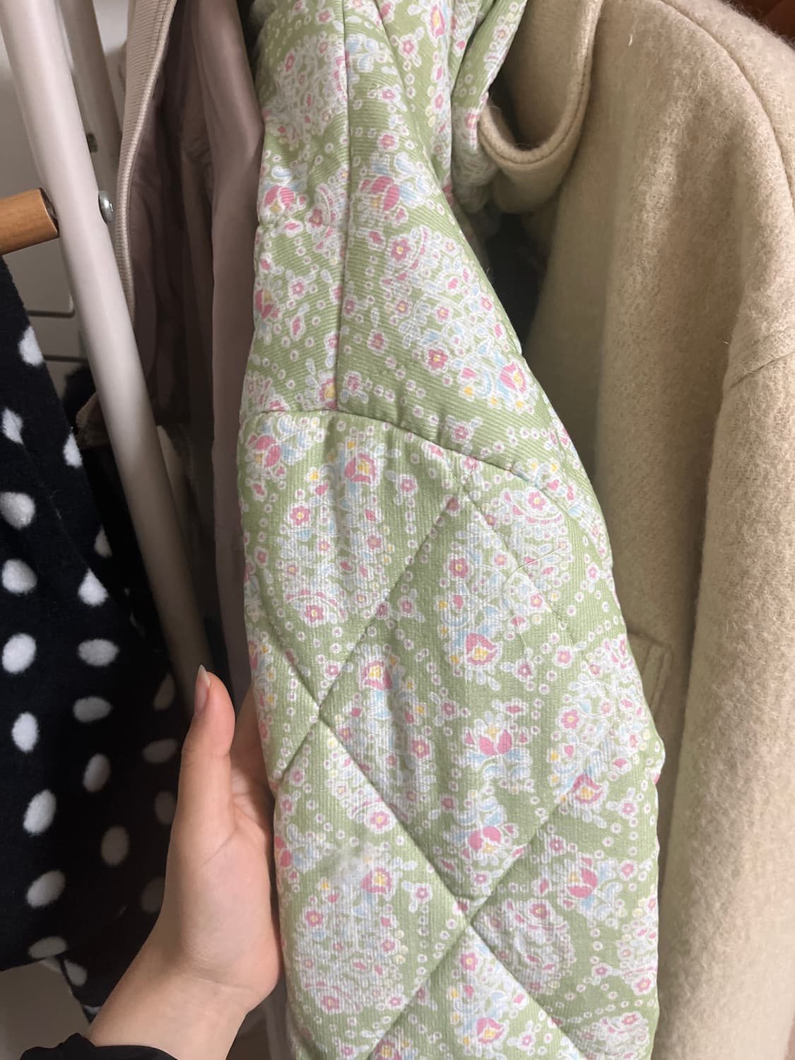 페스토 패딩 PESTO HOODED QUILTED JUMPER TEA 상품이미지3