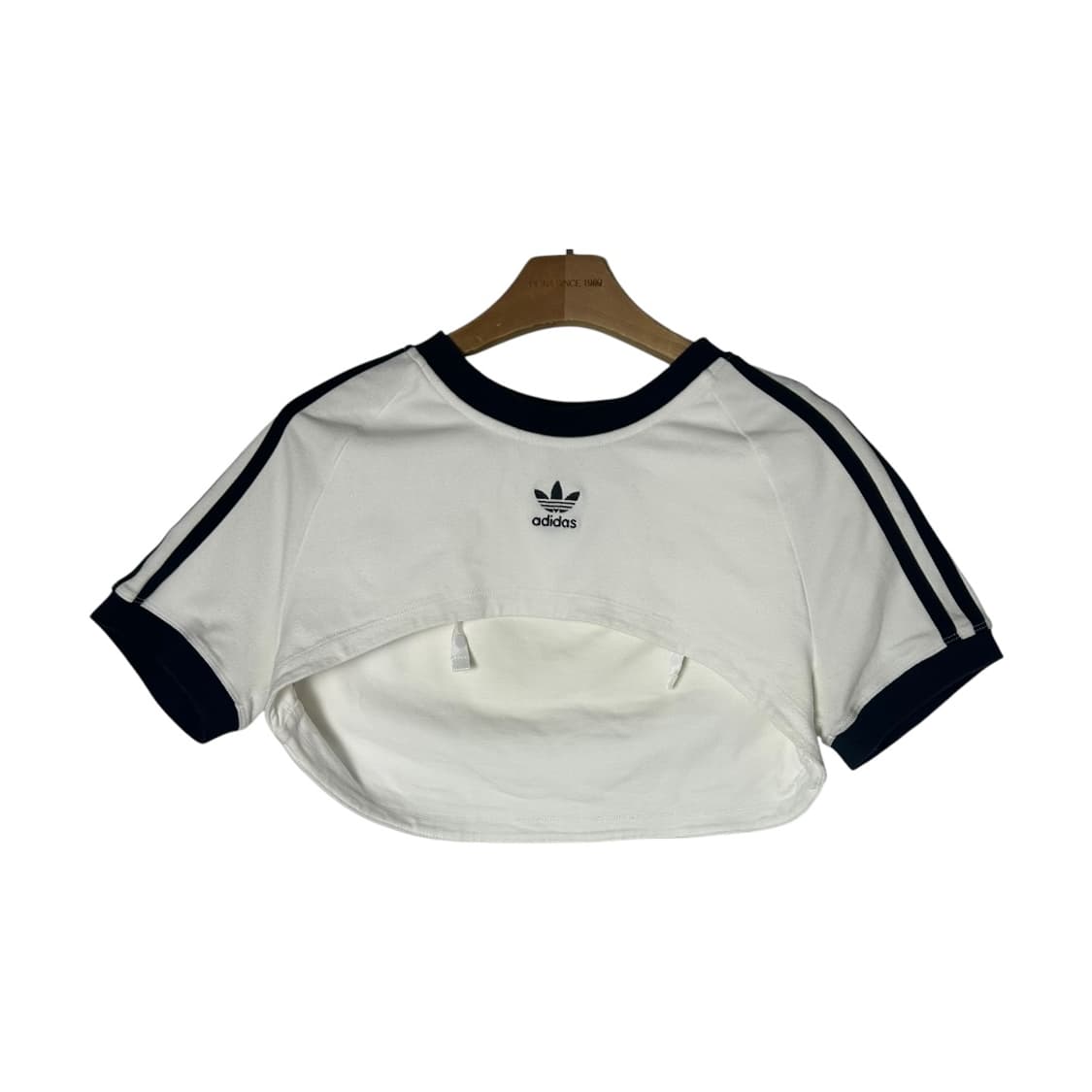 [adidas] 아디다스 배색 크롭 반팔티셔츠 상품이미지1