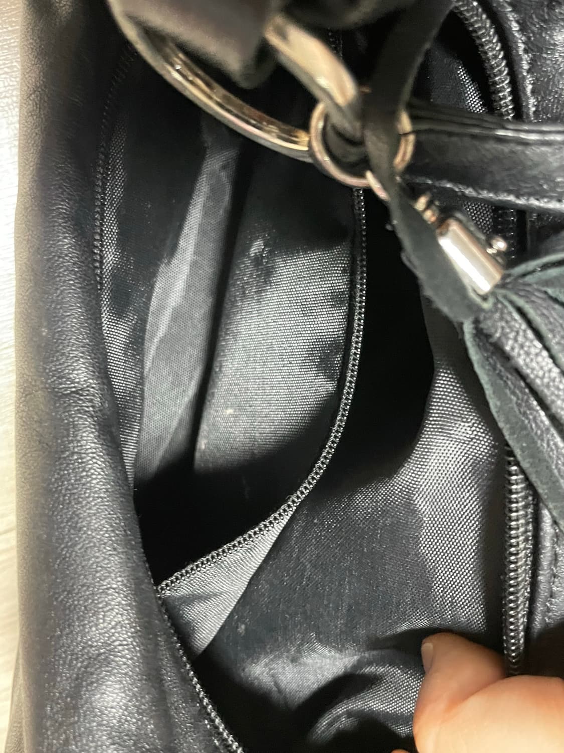 Sheepskin Crescent Bag 아카이브양가죽크루아상벨티드숄더백 상품이미지9