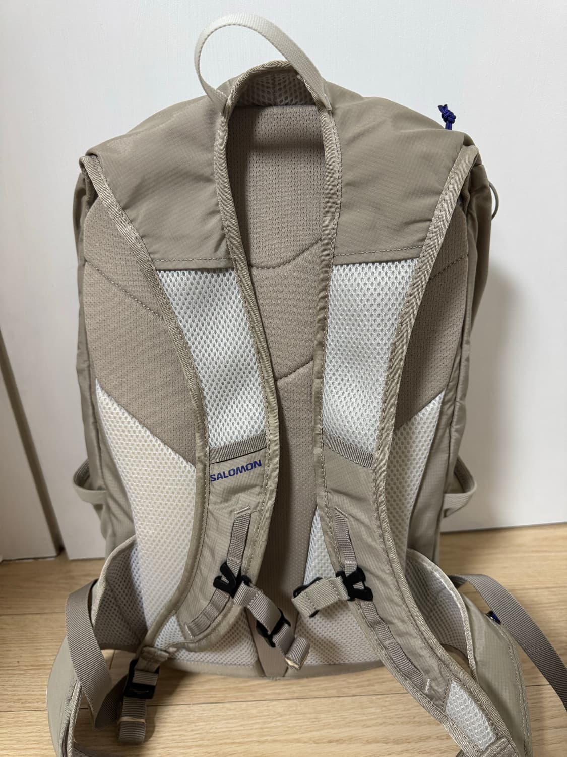 살로몬 백팩 20L 상품이미지2