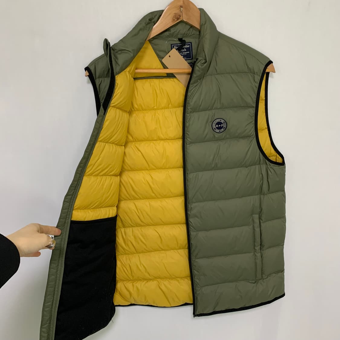 아베크롬비 빈티지 패딩 베스트 조끼 카키 남성 M 상품이미지5