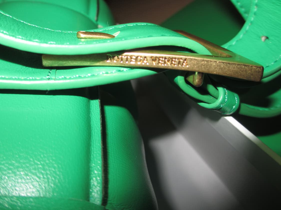 보테가베네타 카세트백 그린 + 풀박스 상품이미지4