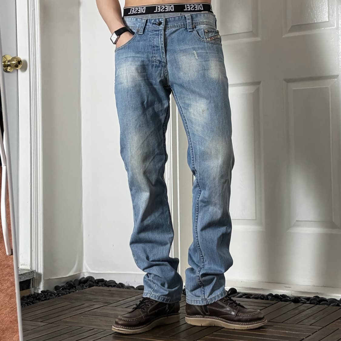 디젤 Revick 데님 팬츠 연청 상품이미지5