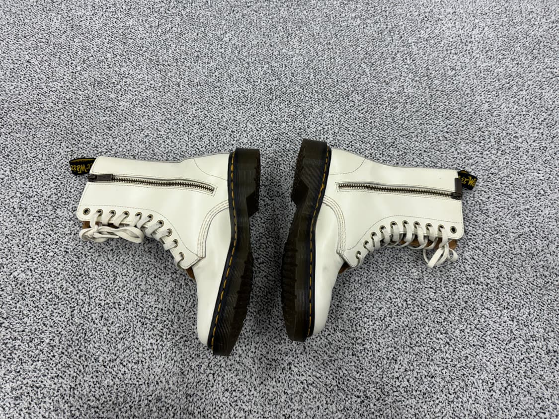 닥터마틴 ALIX 10홀 상품이미지3