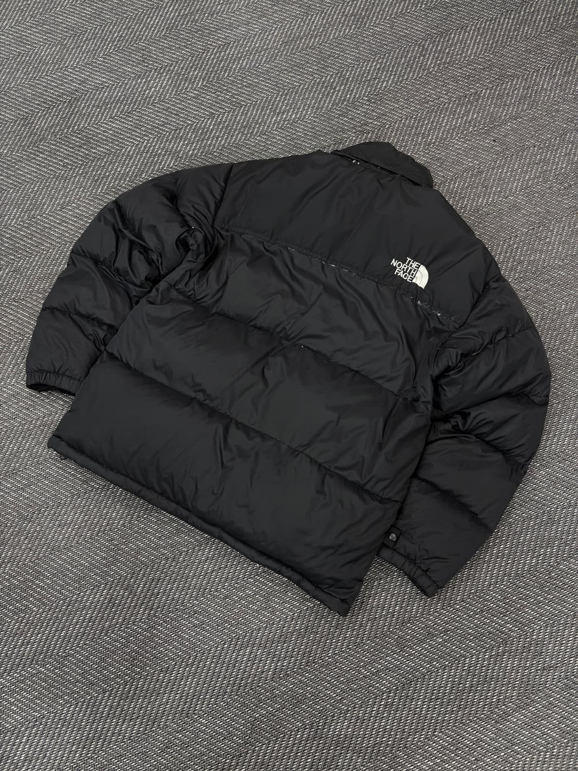 노스페이스 패딩 블랙 상품이미지6