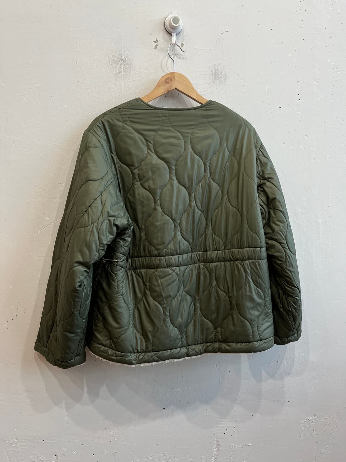 AZUL 리버시블 양털 퀼팅자켓 우먼즈  상품이미지4