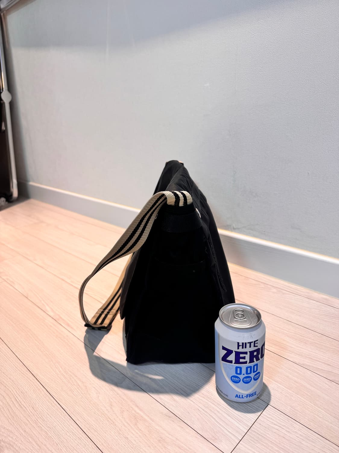 PORTER 포터 블랙 메신저백 판매합니다 상품이미지8