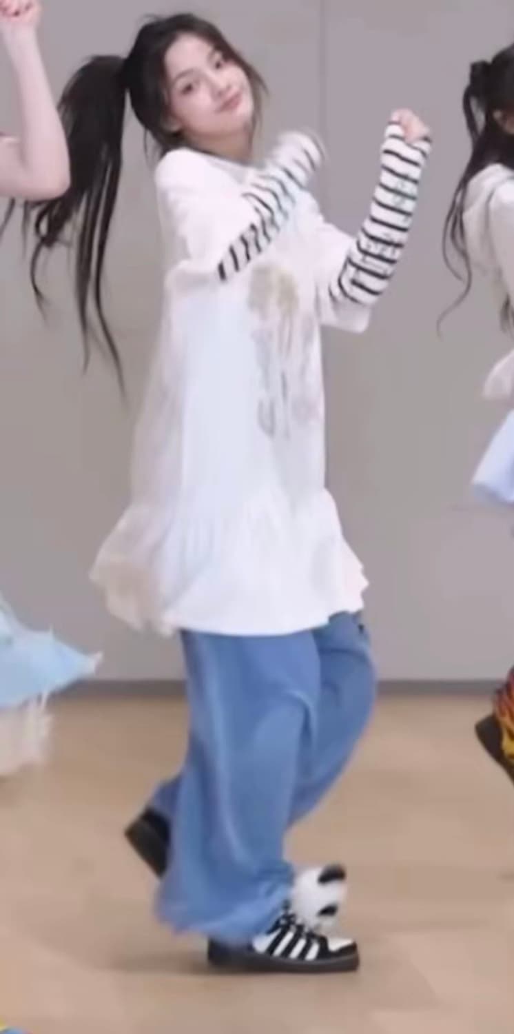 (이로하 착용)아디다스 제레미스캇 판다 하이탑 상품이미지8