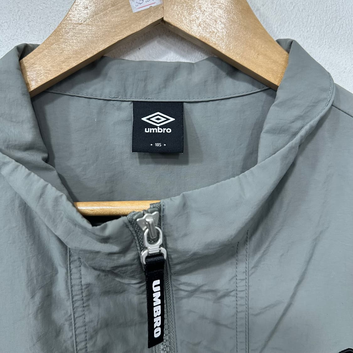 엄브로 반팔 바람막이 상품이미지2