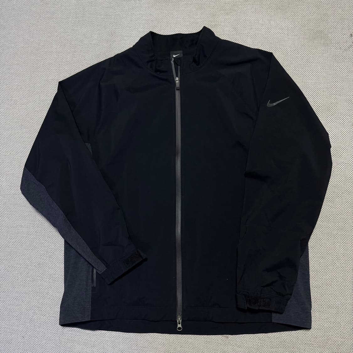 나이키 스탠다드 핏 바람막이 상품이미지1
