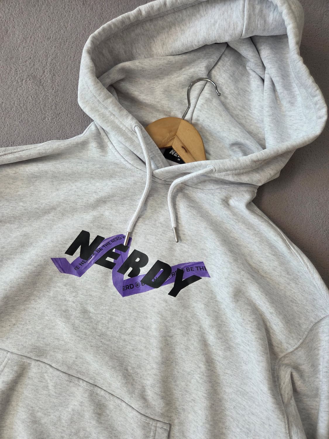 (100) NERDY(널디) 로고 오버핏 후드티 남
 상품이미지2
