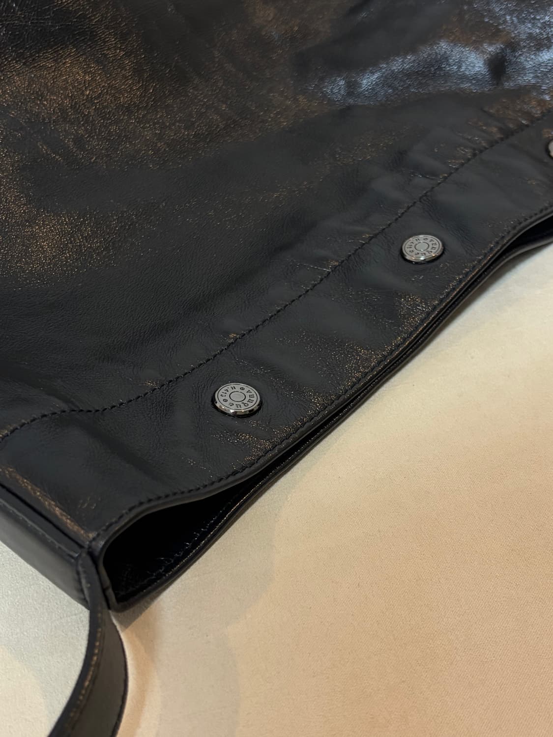 분크 퍼펙 버튼업 소프트 호보 라지 상품이미지3