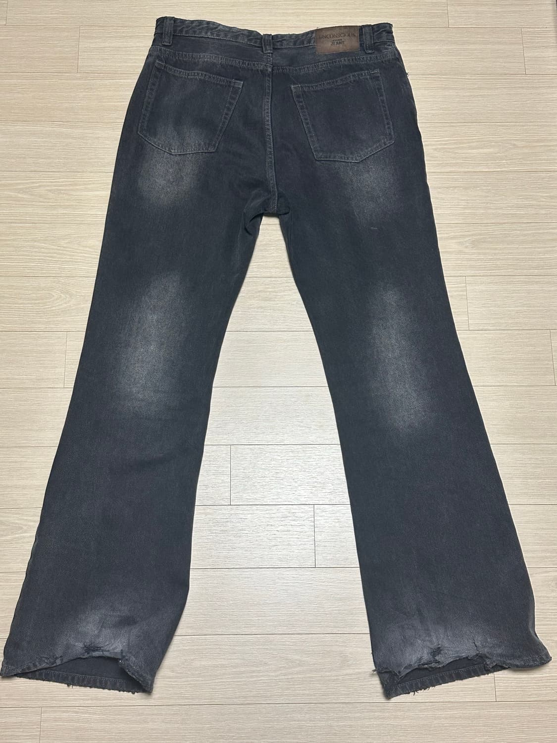 어웬드 플레어 데님 블랙 워싱 진 상품이미지3