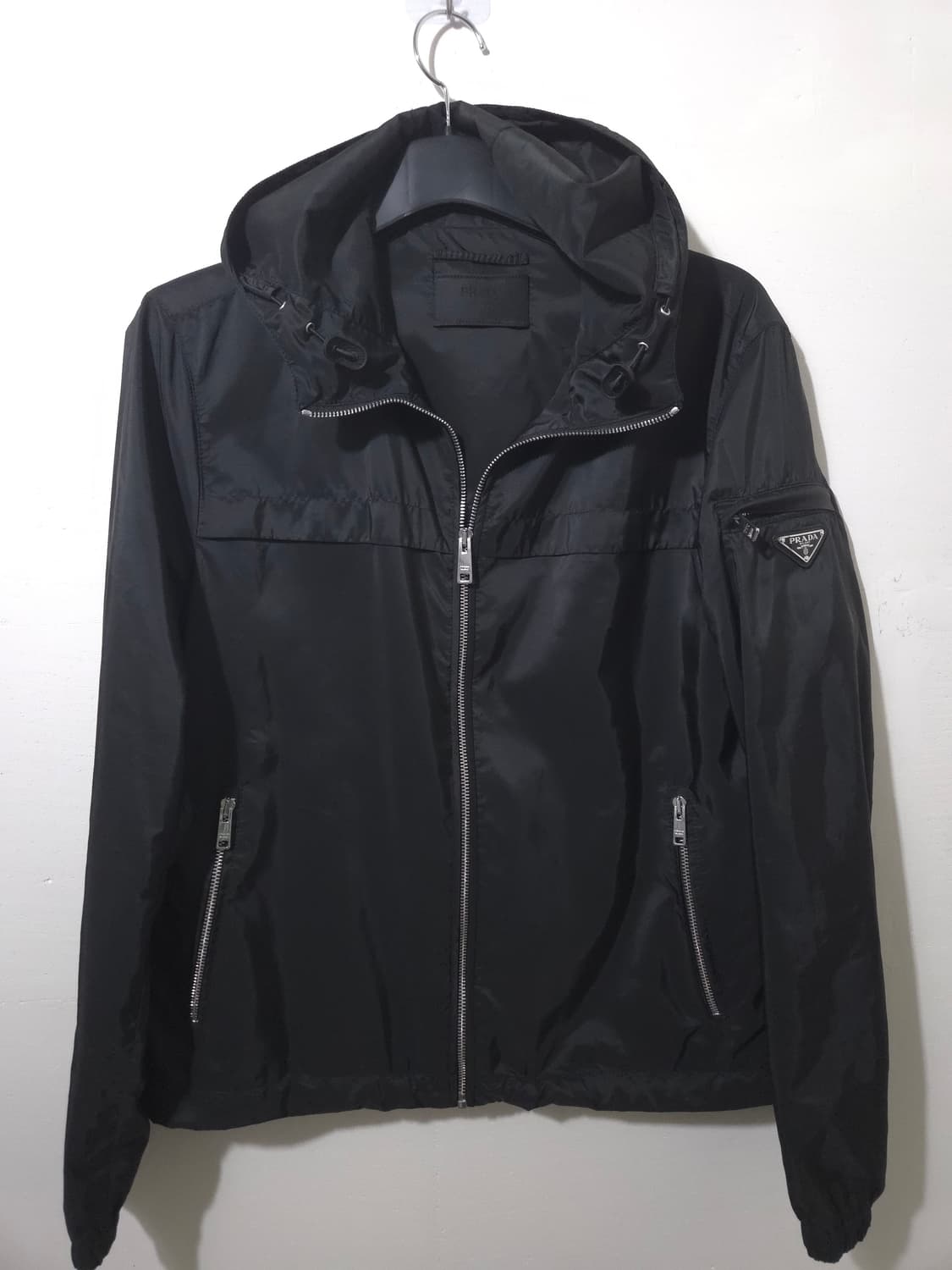 [새상품급] 프라다 리나일론 윈드브레이커 바람막이 자켓  상품이미지1