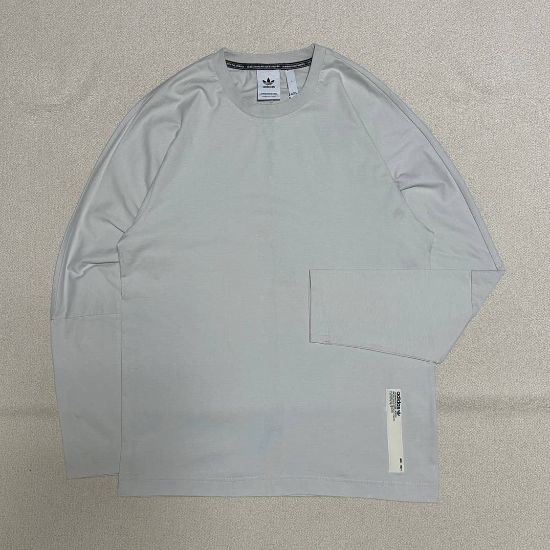 아디다스 NMD 롱슬리브 티셔츠 상품이미지1