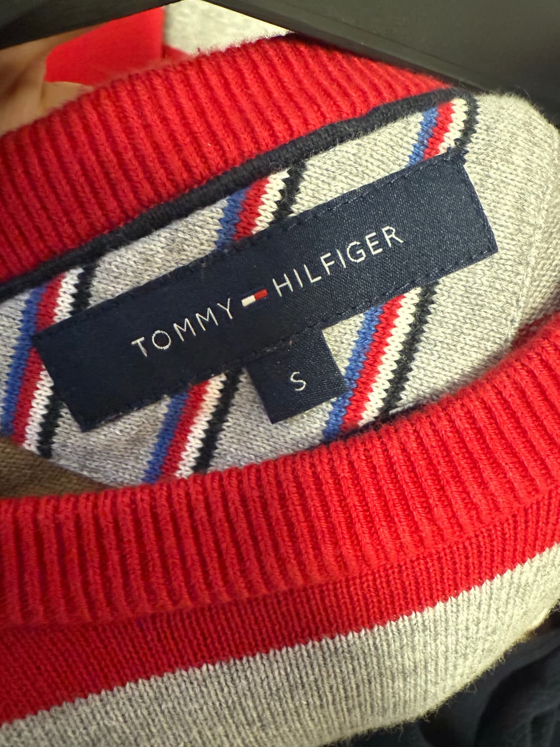 타미힐피거 스트라이프 니트 상품이미지3