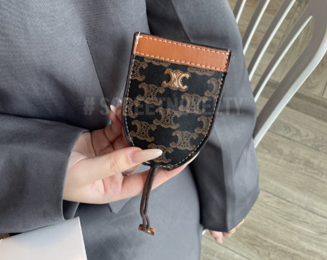 셀린느 트리옹페 키홀더 브라운 상품이미지9