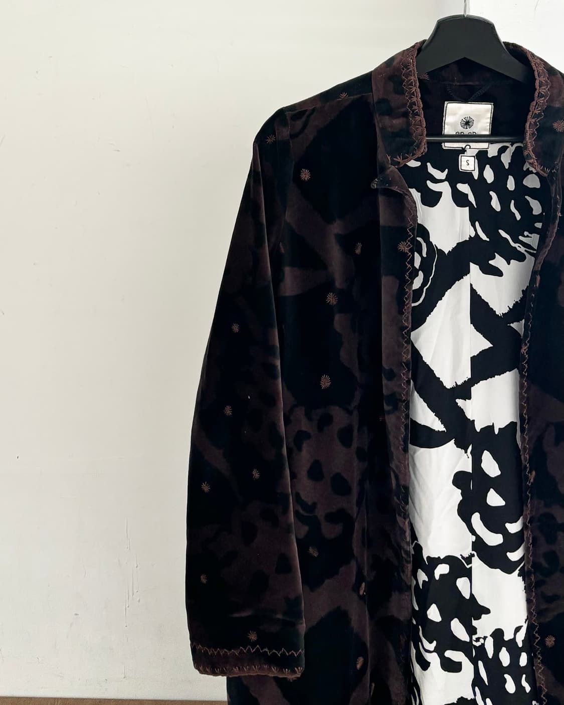 안안 런드리 플로럴 패턴 롱 코트 상품이미지3