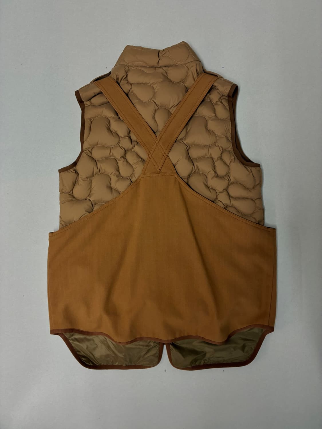 몽클레르 X 살레헤 벰버리 시어핀스키 3-IN-1 베스트 브라운 2사이즈 상품이미지2