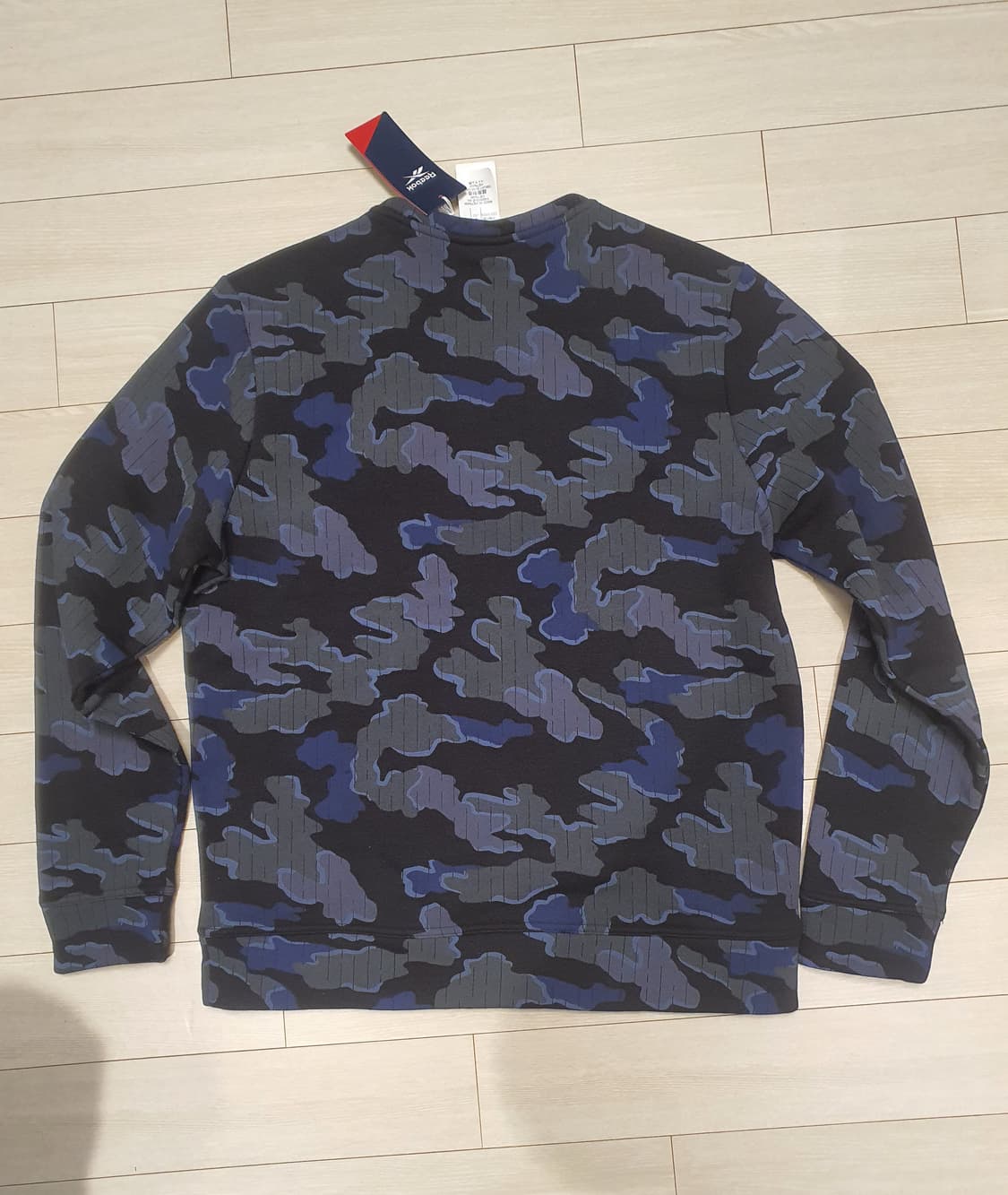 리복 카모플라쥬 맨투맨 (100) 상품이미지2