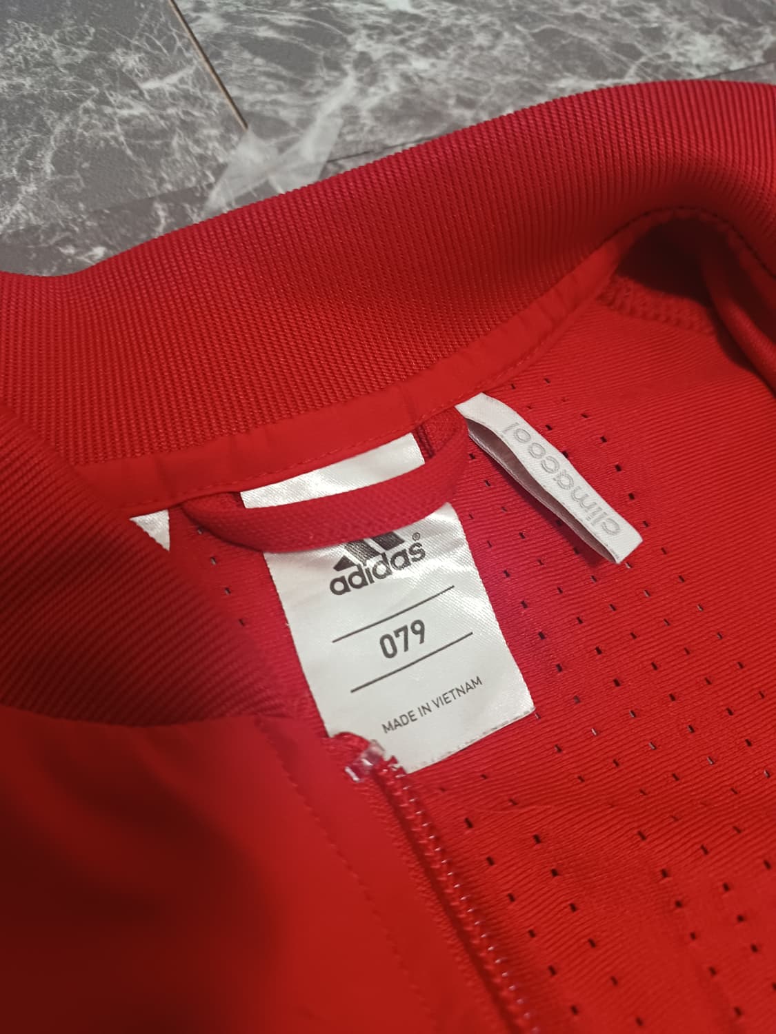 아디다스 트레이닝 집업 / 170사이즈 (청소년·여성 가능)
 상품이미지4