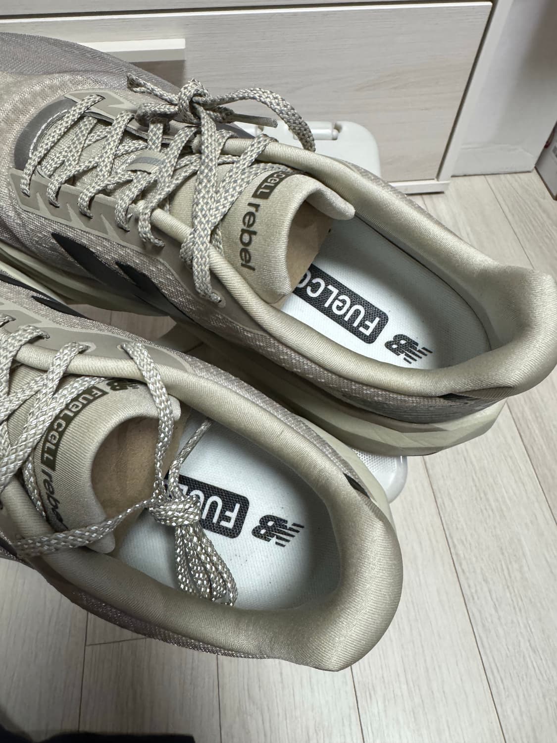 뉴발란스 레벨 v5 상품이미지3