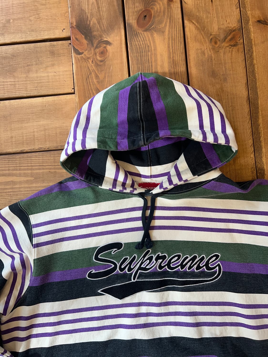 슈프림 스트라이프 후드티 상품이미지7