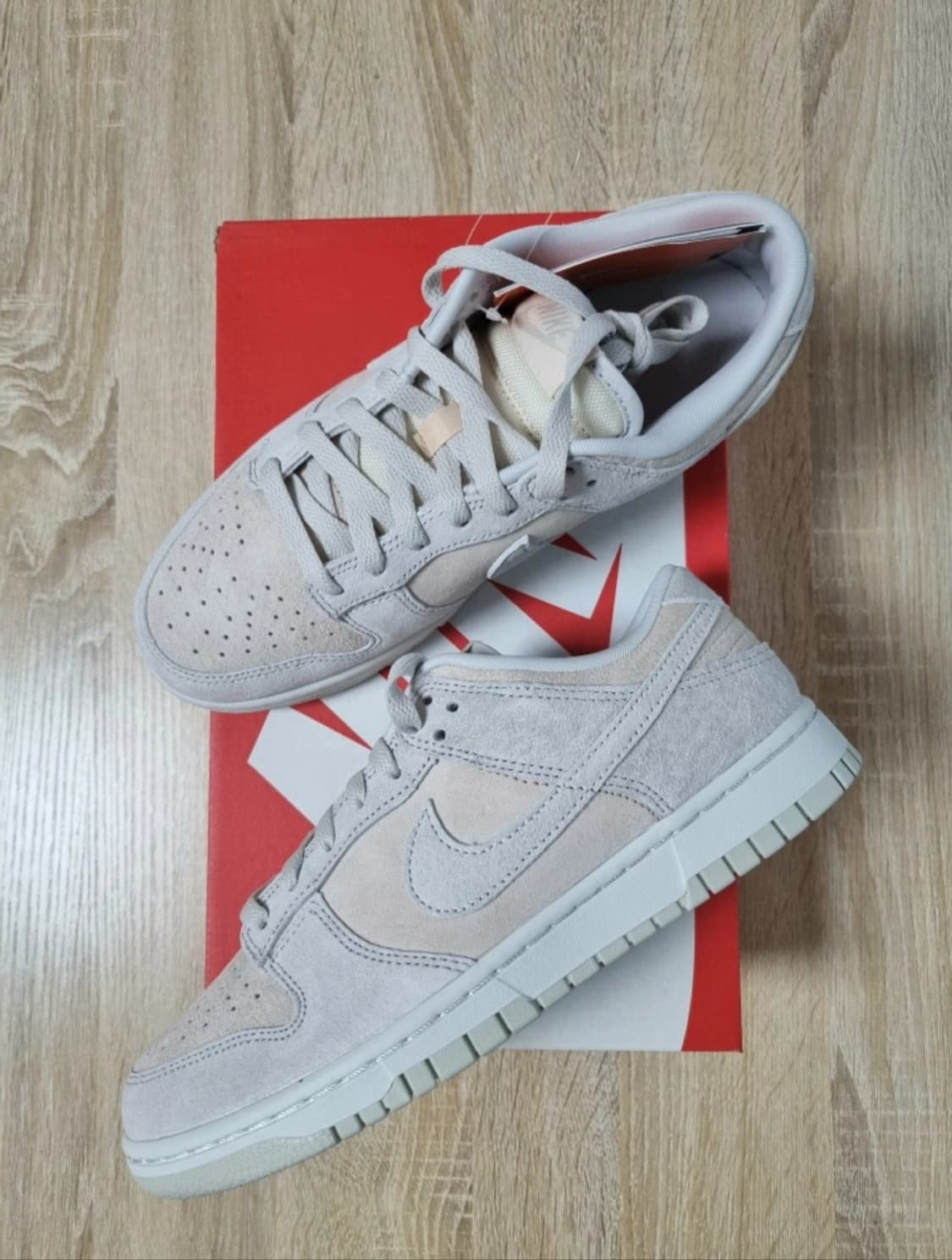 [255]나이키 덩크 로우 바스트 그레이  상품이미지1