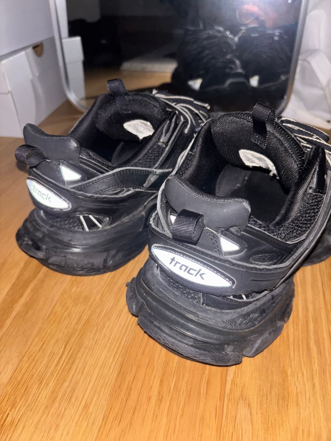 발렌시아가 트랙 43사이즈 판매 상품이미지2