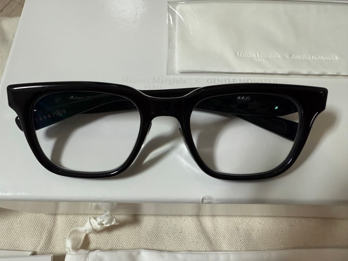 젠틀몬스터 마르지엘라 MM110 블랙 선글라스 상품이미지3