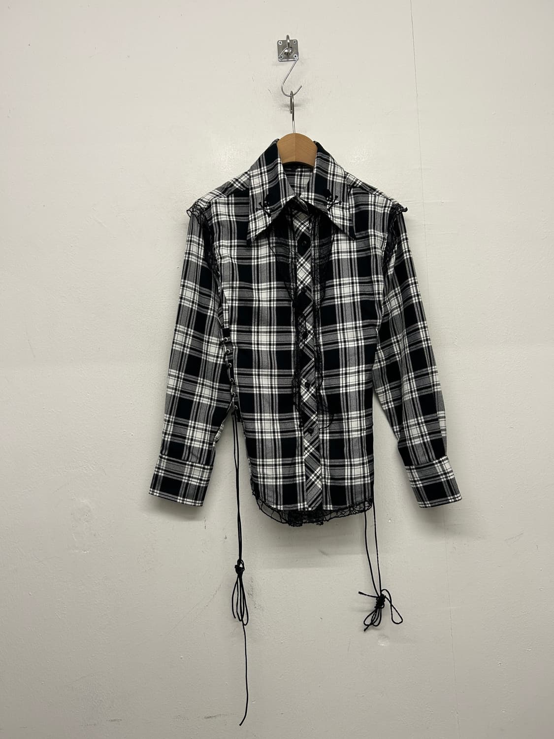 MAD PUNKS Check Lace-up Shirt 상품이미지2