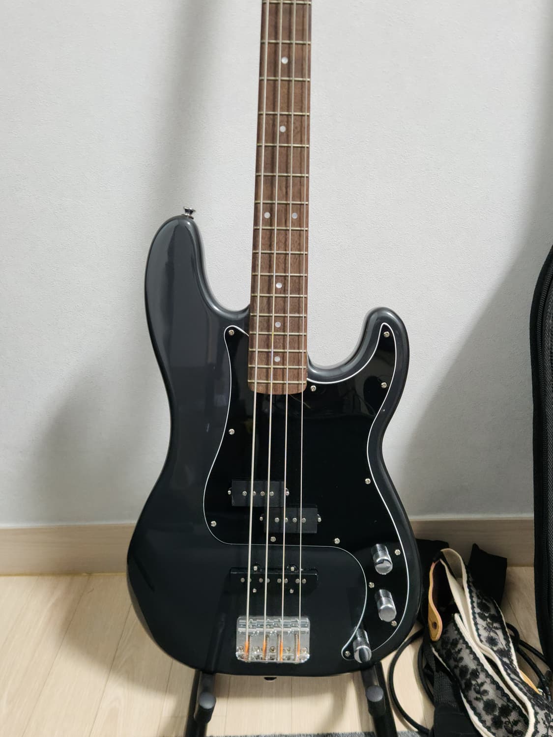 SQUIRE BASS 스콰이어 어피니티 프레시전 베이스 상품이미지2