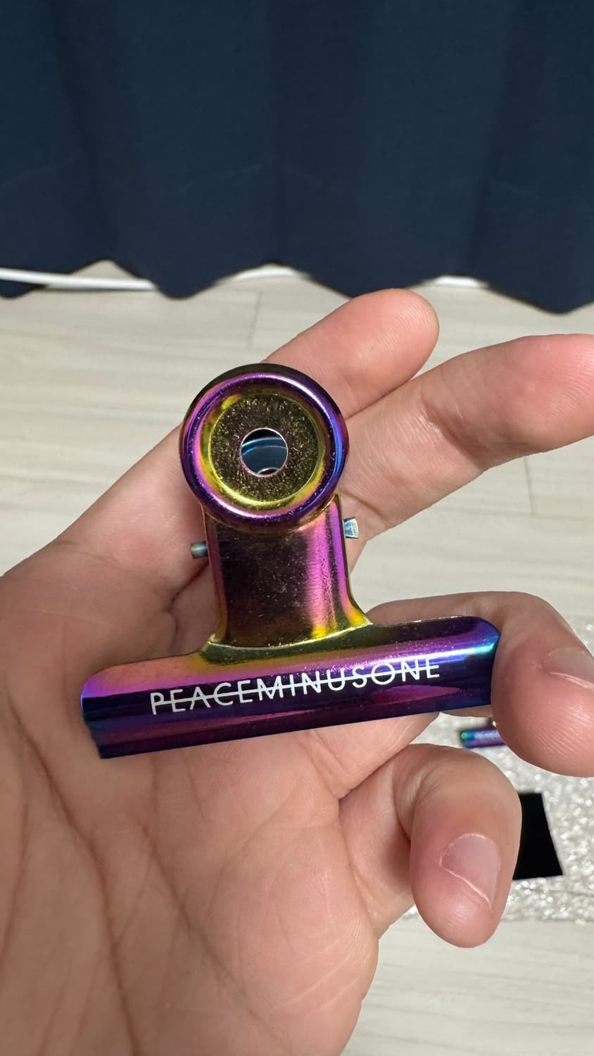 [OS] 지드래곤 GD 피스마이너스원 폴리곤 불독 집게 상품이미지4