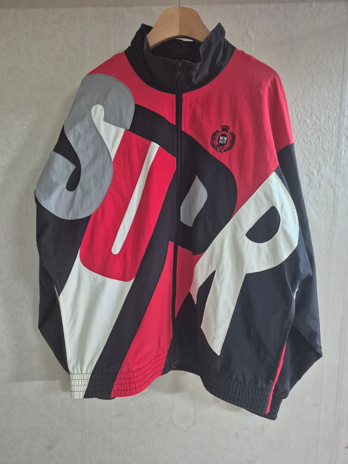 슈프림 빅레터 트랙자켓 상품이미지2