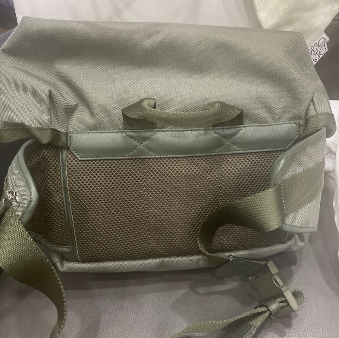 로에베(LOEWE) 포스트맨 백 상품이미지4