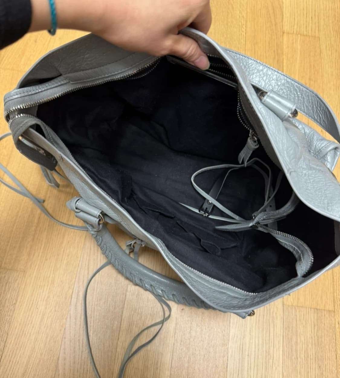 발렌시아가 르시티 미디움 상품이미지5