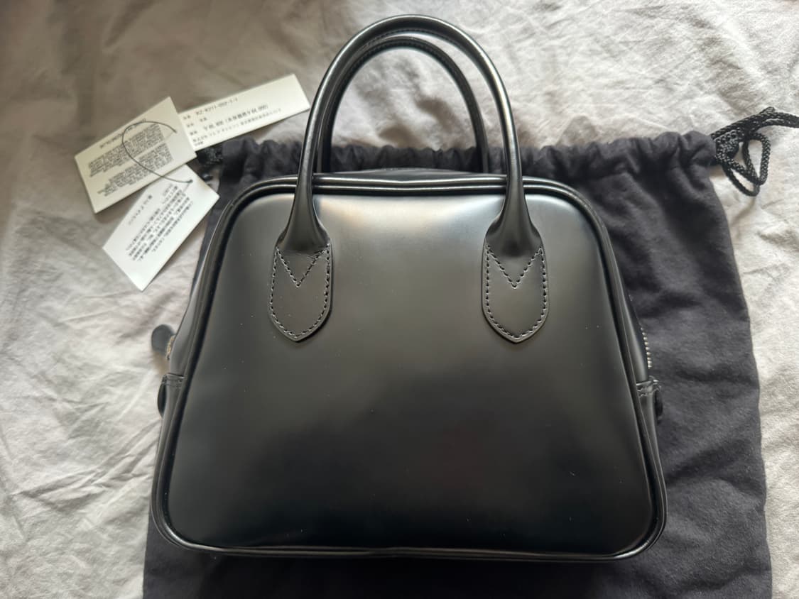 꼼데가르송 라운드 무광 2호 아오야마백 블랙 상품이미지2