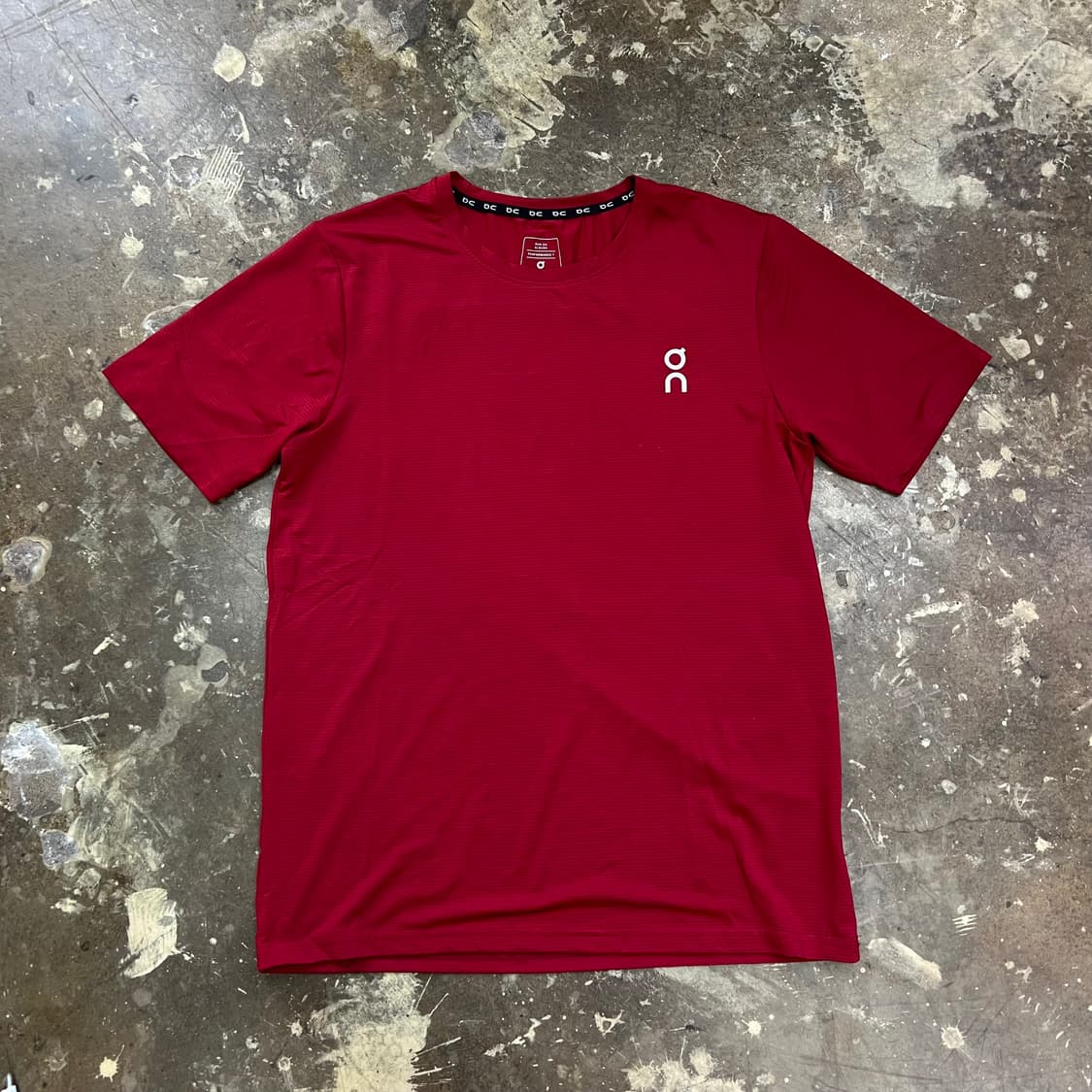 M) on running 온러닝 퍼포먼스 반팔 티셔츠 버건디 런닝코어 상품이미지1