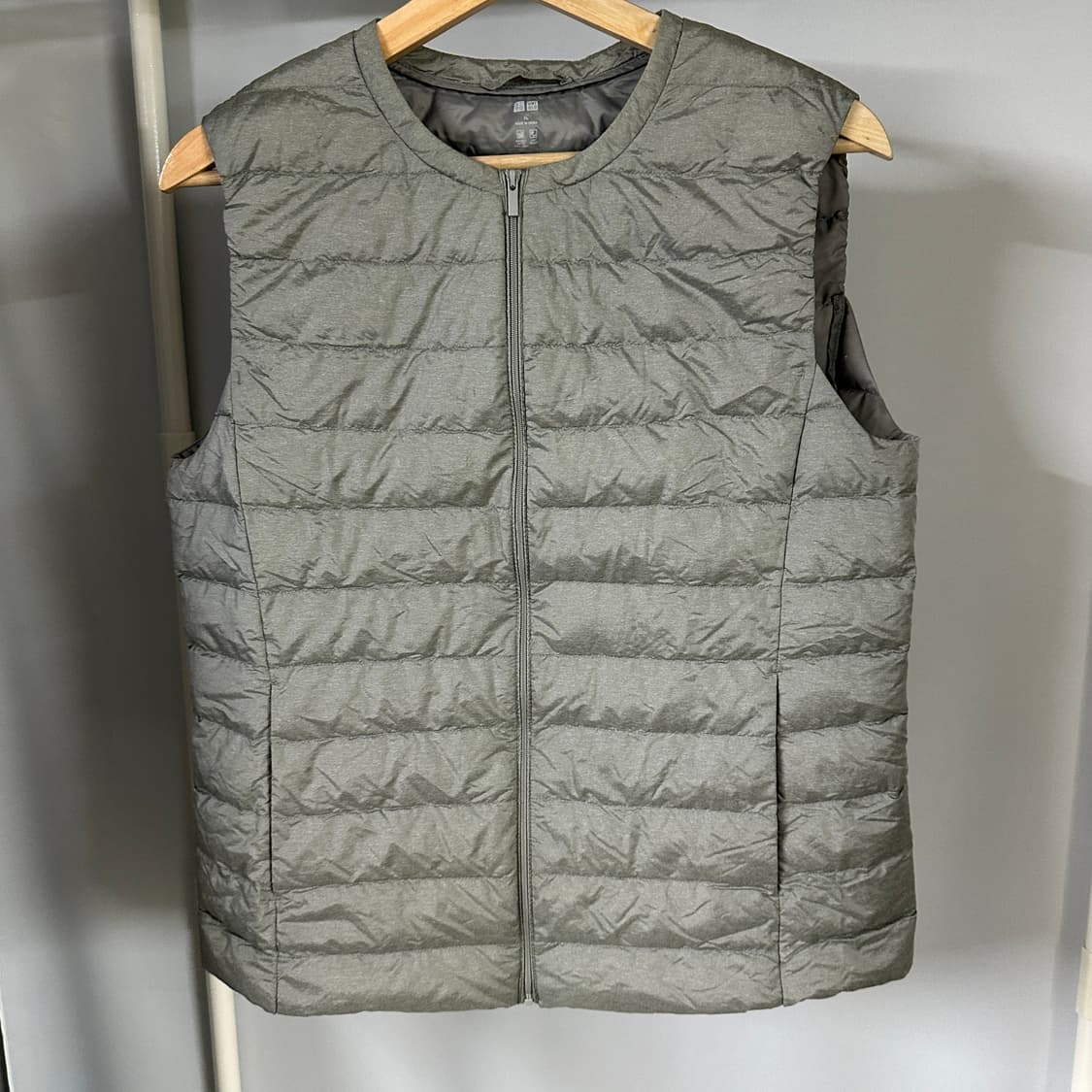 유니클로 패딩 베스트 상품이미지1