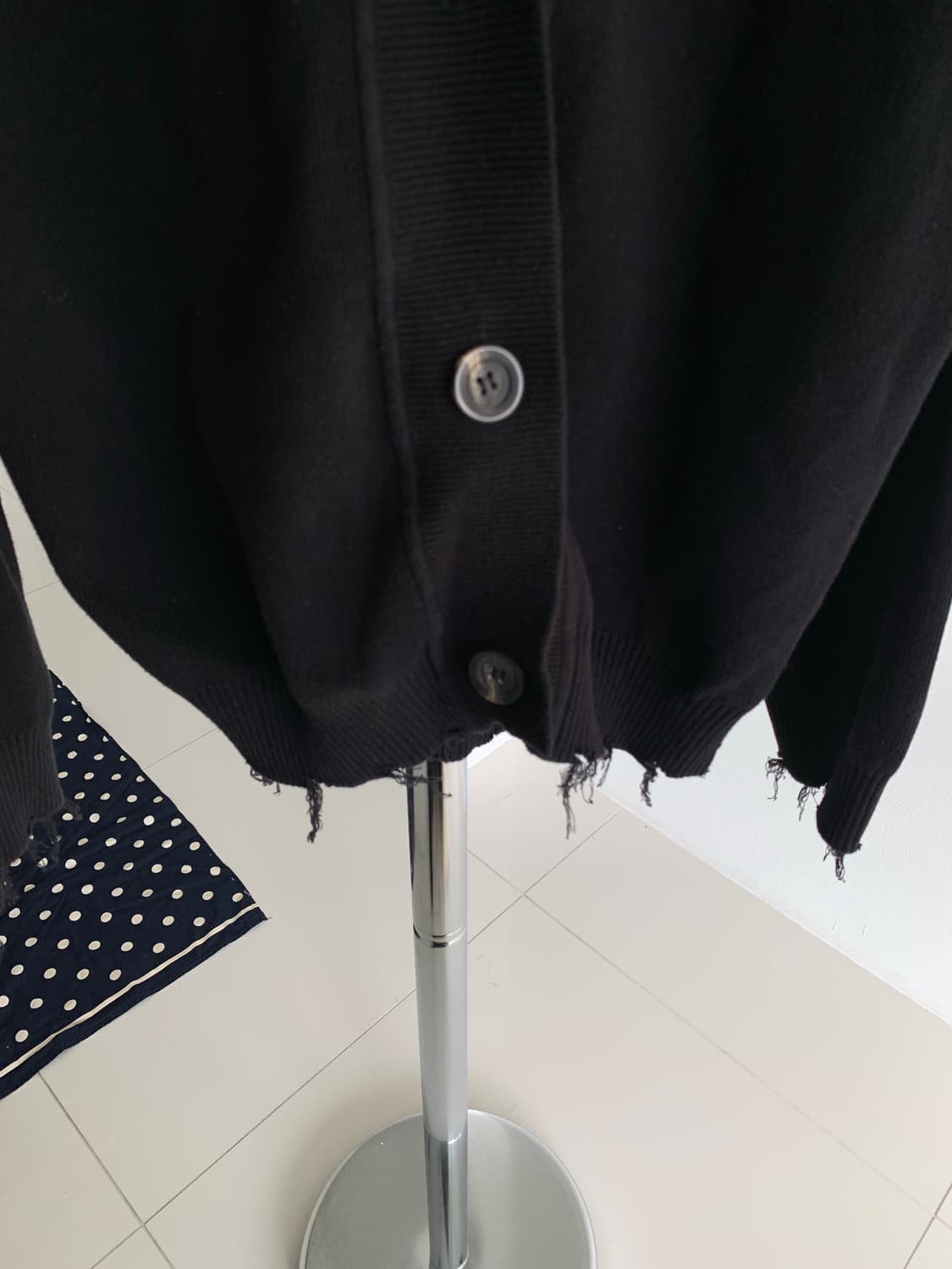 Perverze 퍼버즈 데미지 스웻 가디건 상품이미지4