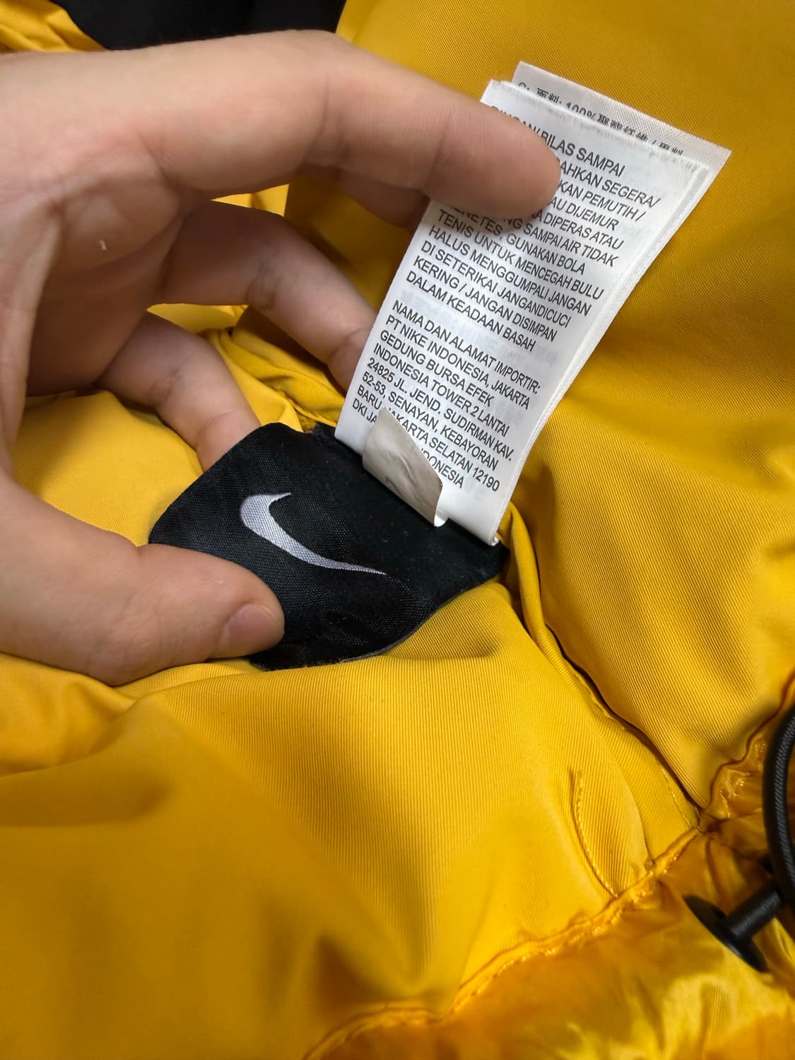 나이키x녹타 푸퍼자켓 유니버시티 골드 s~m 상품이미지5