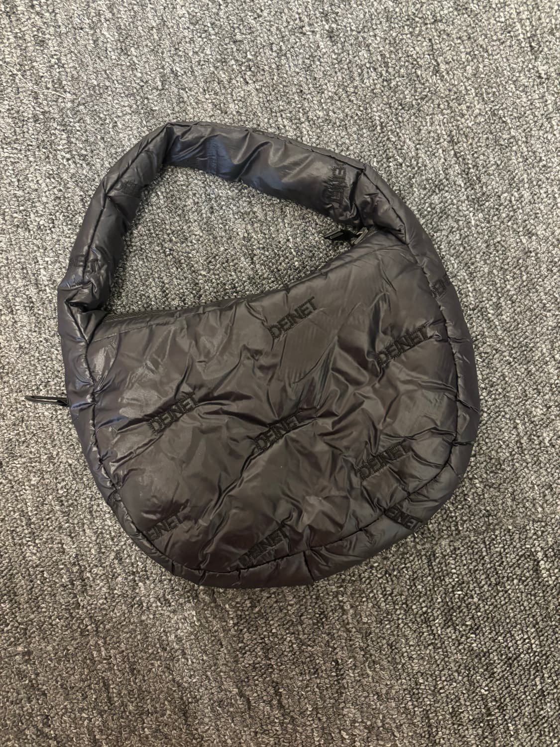 다이닛 클라우드 미니토트백 블랙 상품이미지3