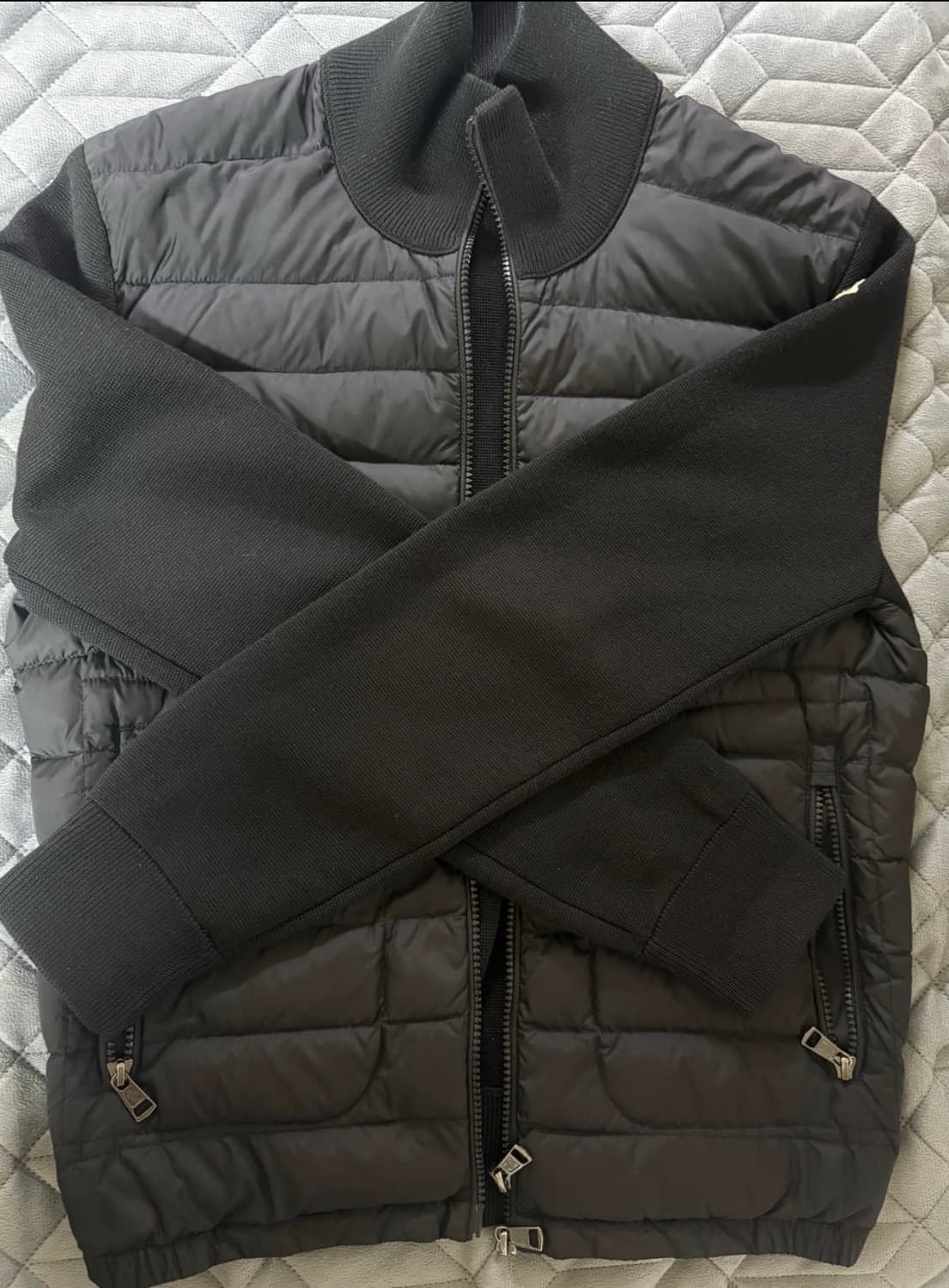 몽클레어 김현우 니트패딩 상품이미지1