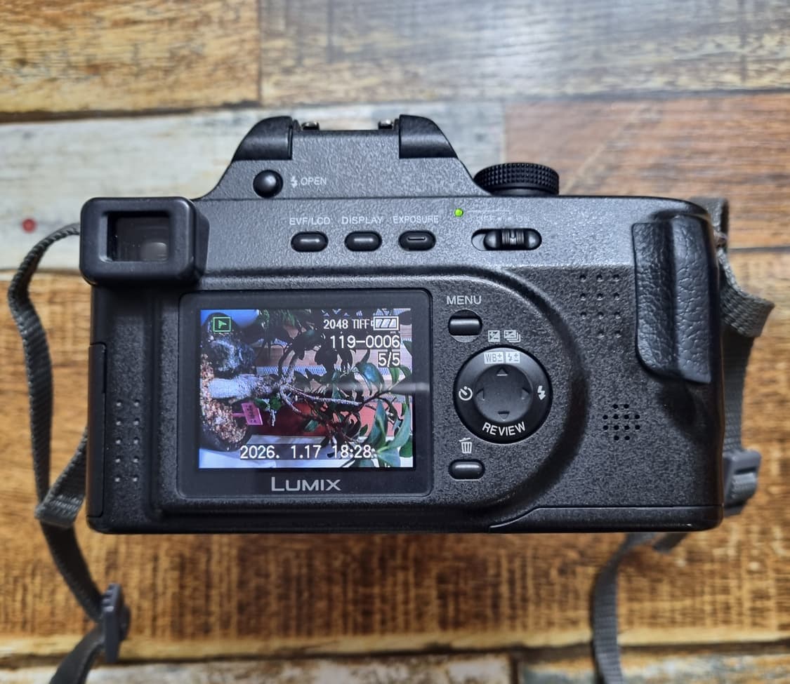 파나소닉 하이엔드 카메라 dmc-fz20 팝니다. 상품이미지4