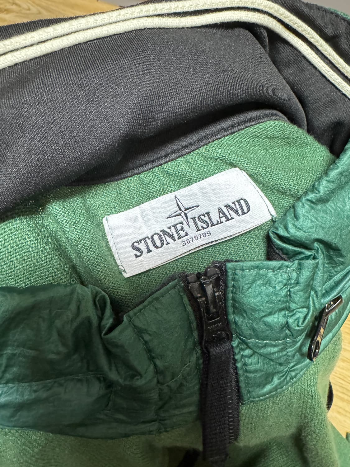 스톤아일랜드 나일론 후드 집업 상품이미지3