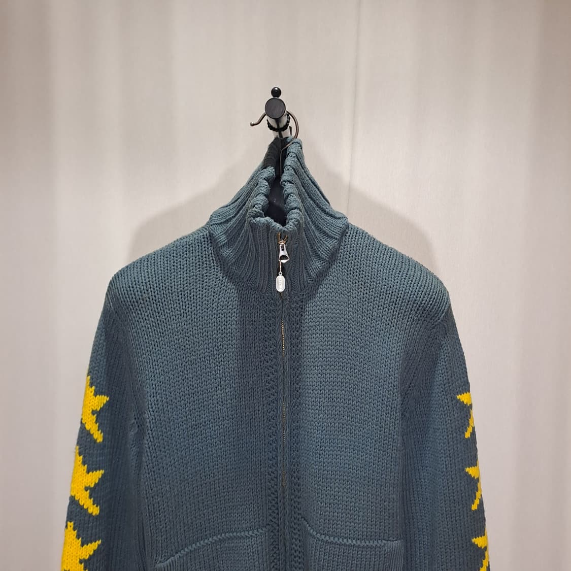 (택포) 디젤 스타패턴 니트집업 100 B46 상품이미지2